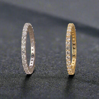 Finest Précieuse™ Pavé Band