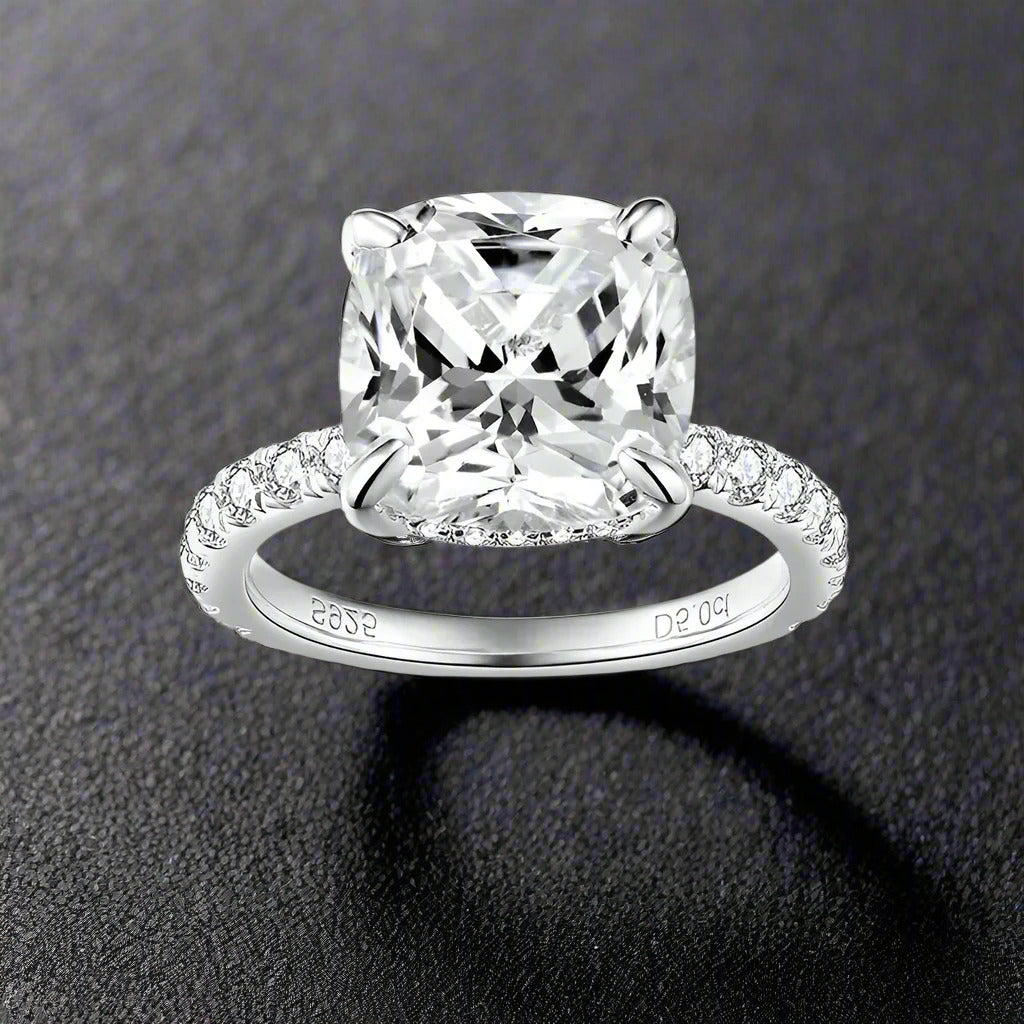 5.0 Cushion With Halo & Pavé
