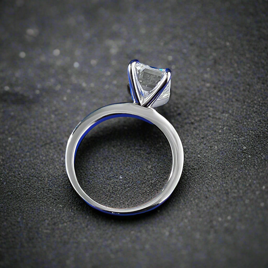 2.5 Emerald Cut Raffiné™