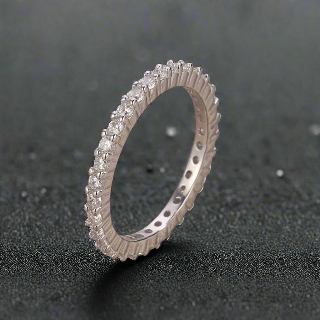 Diamond Pavé Band